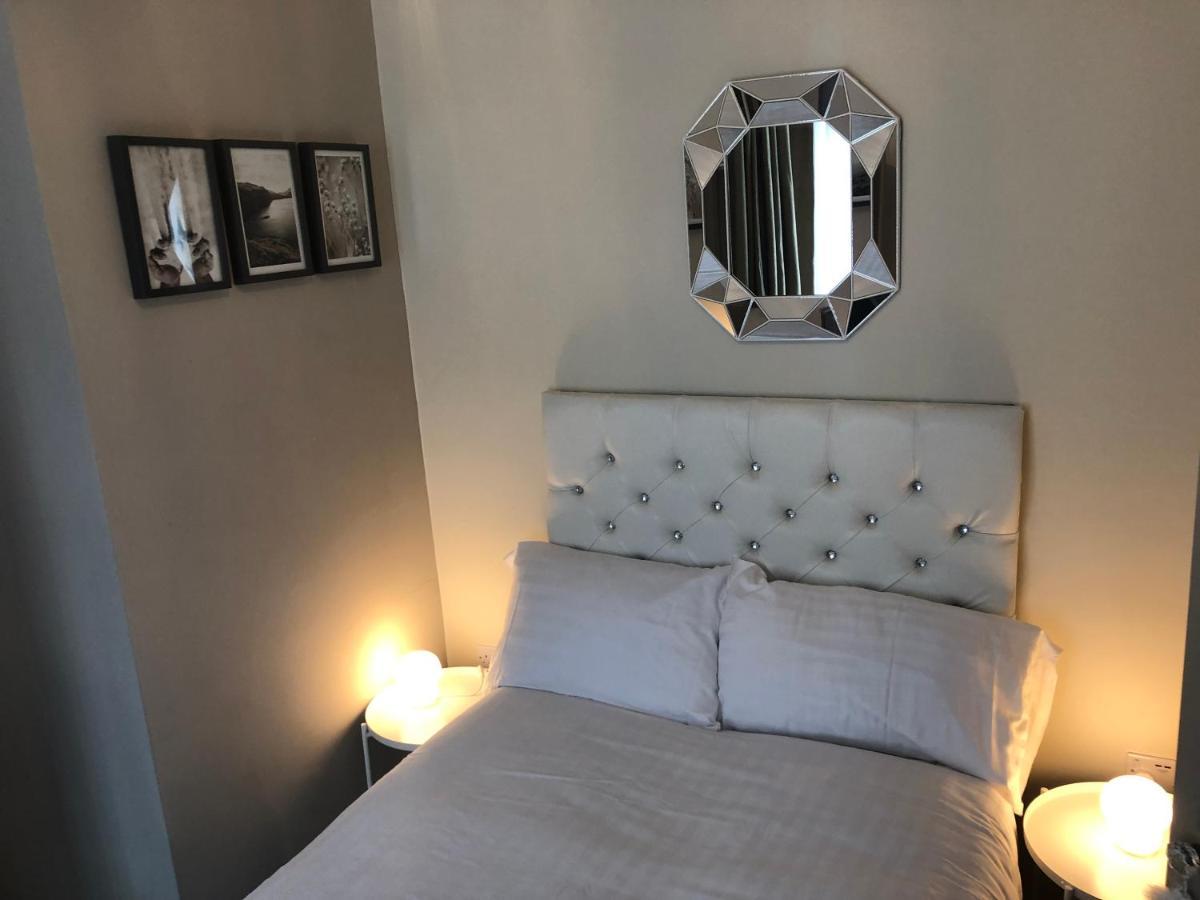 3 Double Bed Brittania Styled Central Home Near Lfc Sleeps 6 With Free Business Super Fast Fibre Broadband Liverpool Zewnętrze zdjęcie