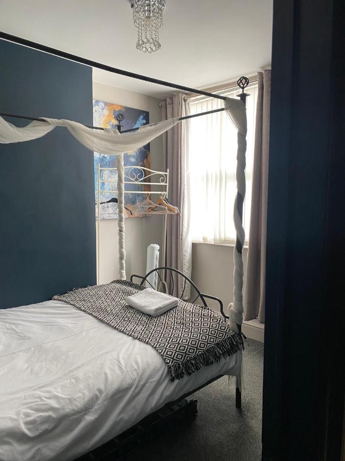 3 Double Bed Brittania Styled Central Home Near Lfc Sleeps 6 With Free Business Super Fast Fibre Broadband Liverpool Zewnętrze zdjęcie